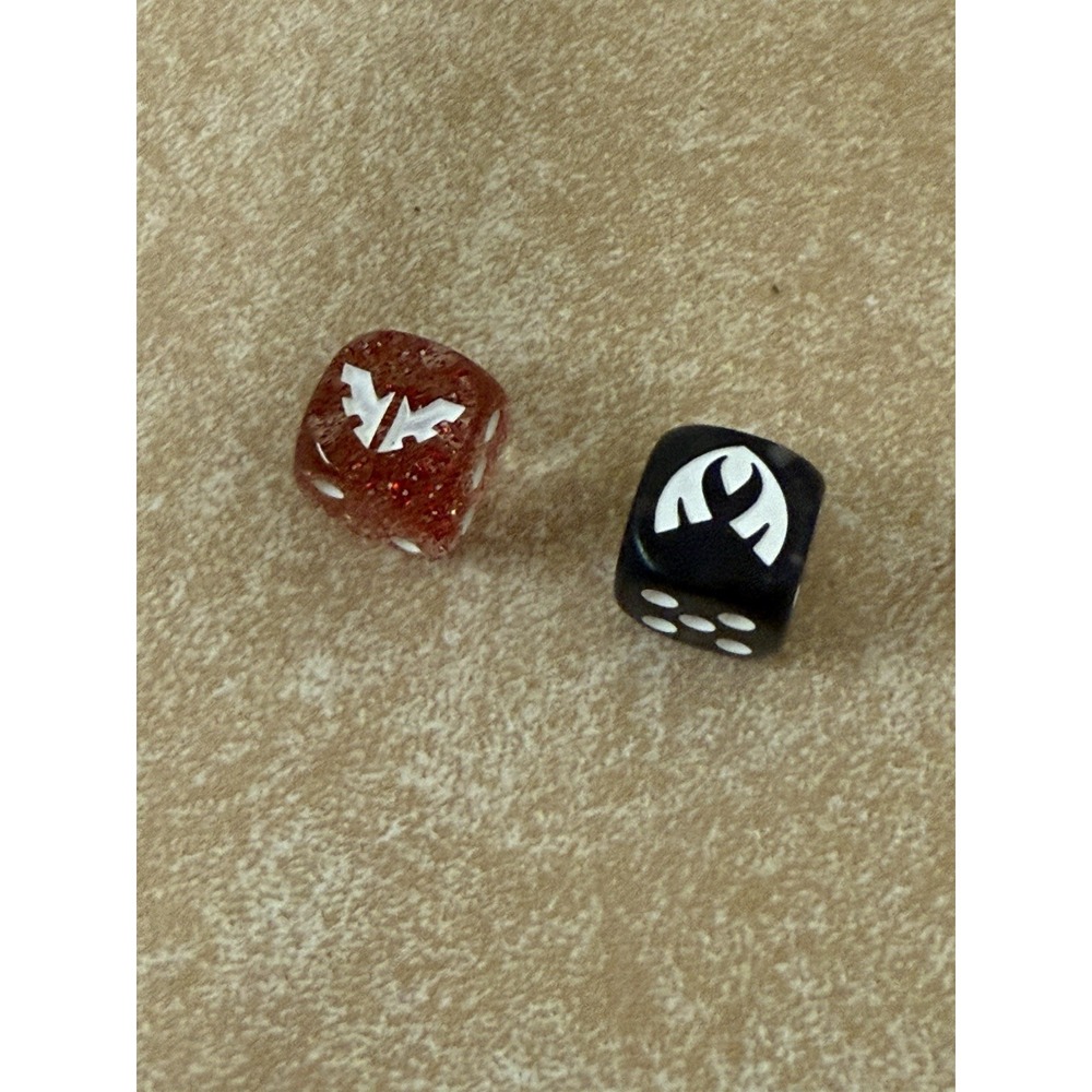 Warhammer 40K Dice Blood Angels set of 2 - 6 Sided Custom EUC